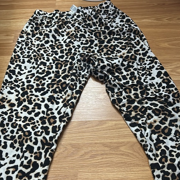 Leopard leggings - Picture 3 of 3